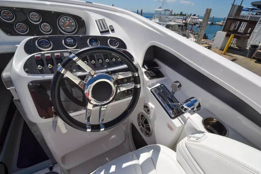 28ft Sunsation Yacht For Sale