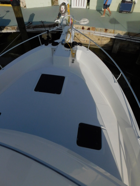 2000 Mainship 390 Trawler