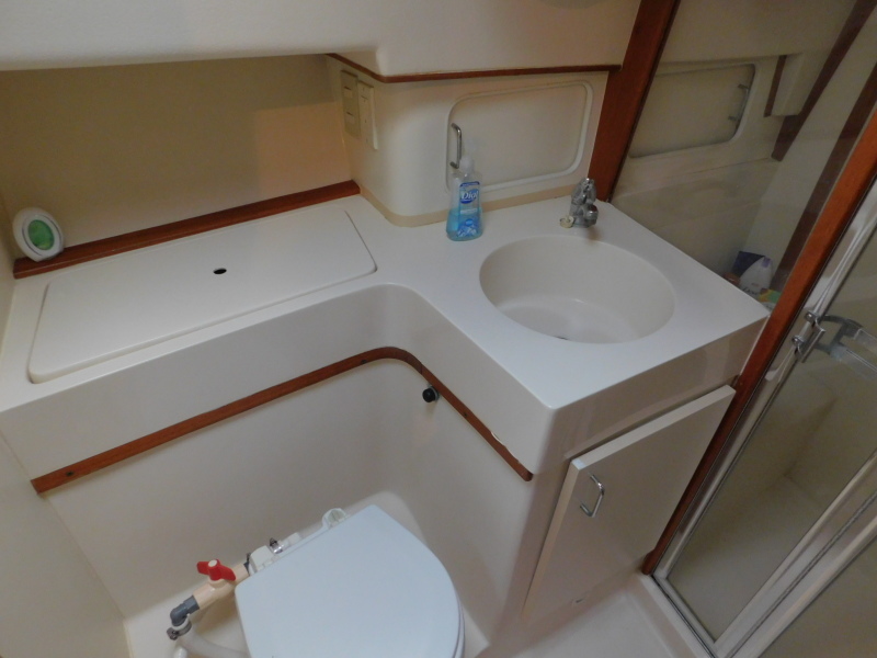 2000 Mainship 390 Trawler