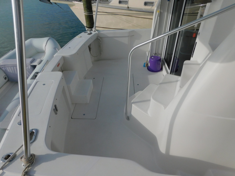 2000 Mainship 390 Trawler