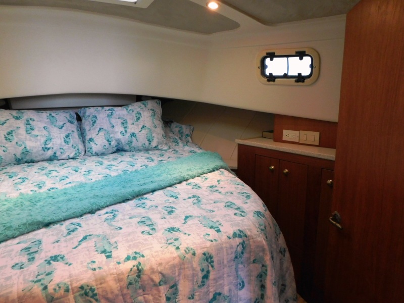 2000 Mainship 390 Trawler