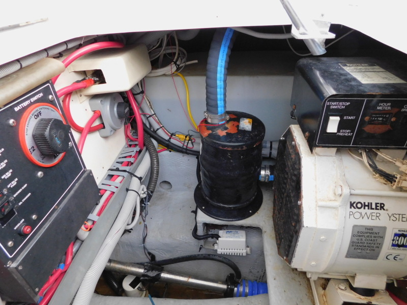 2000 Mainship 390 Trawler