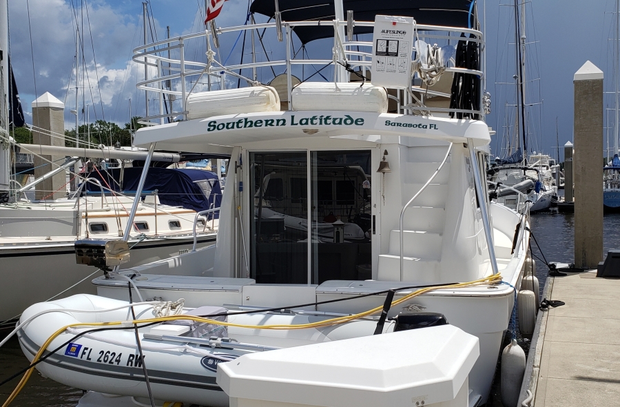 2000 Mainship 390 Trawler