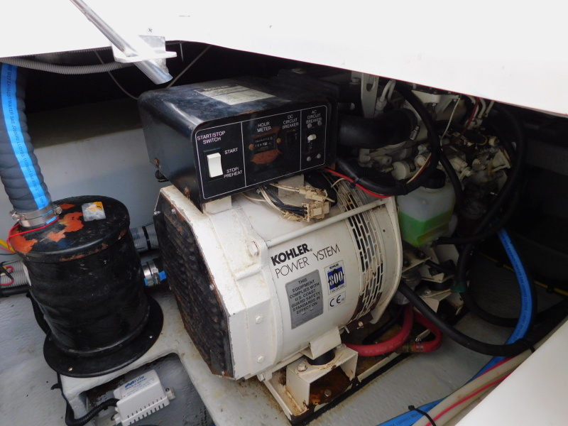 2000 Mainship 390 Trawler