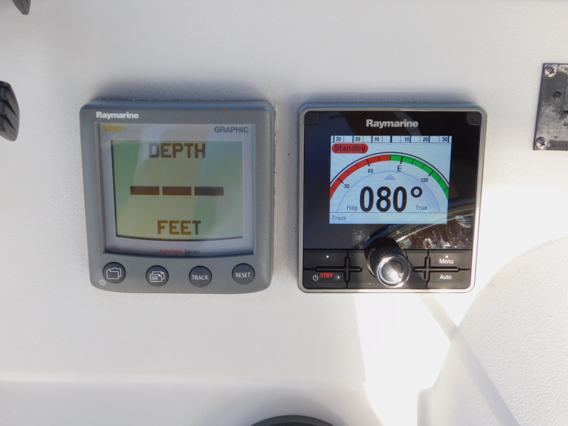 2000 Mainship 390 Trawler