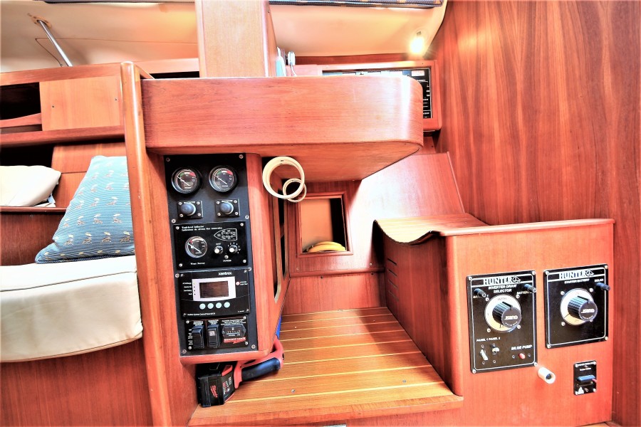 2000 Hunter 460 - Photo 9