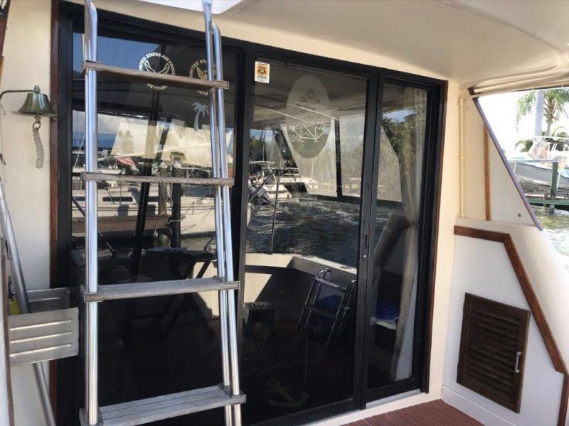 1983 Mainship 34 MK II
