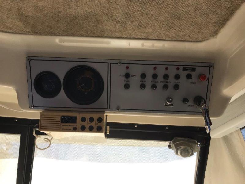 1983 Mainship 34 MK II