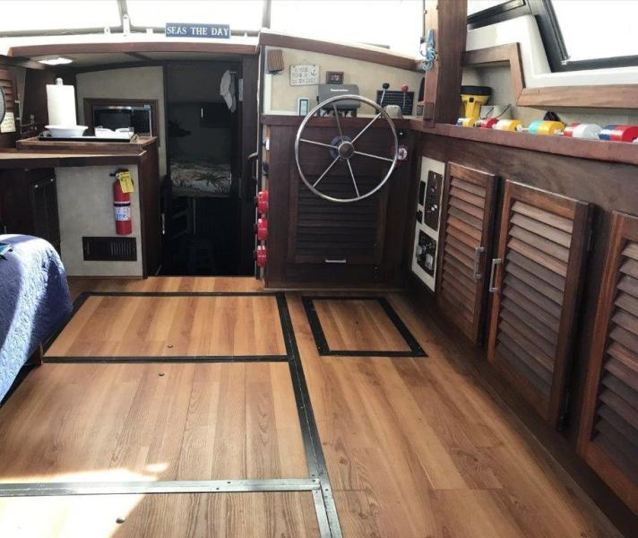 1983 Mainship 34 MK II