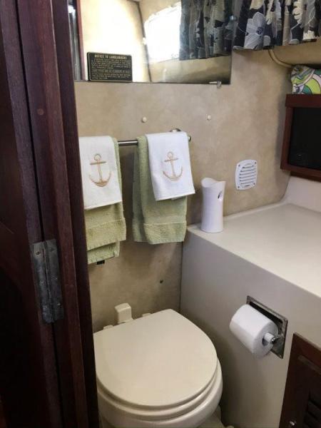 1983 Mainship 34 MK II
