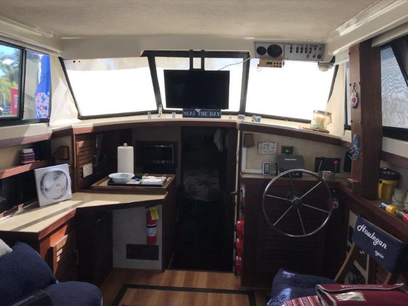 1983 Mainship 34 MK II