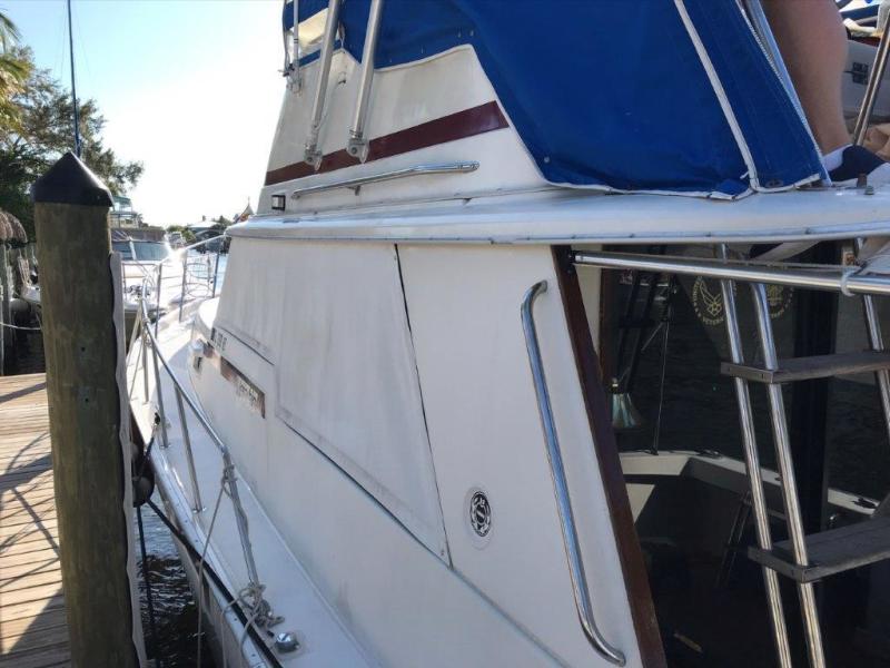 1983 Mainship 34 MK II