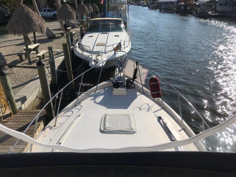 1983 Mainship 34 MK II