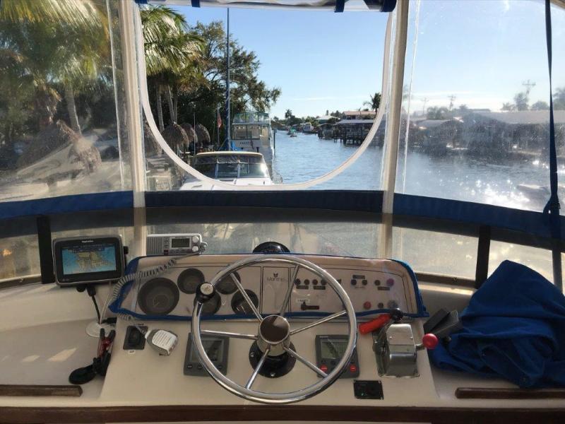1983 Mainship 34 MK II