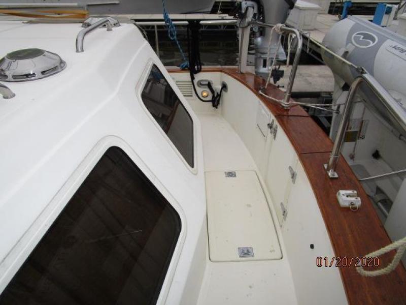 1999 Pacific Seacraft "38" Fast Trawler