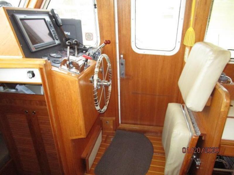 1999 Pacific Seacraft "38" Fast Trawler