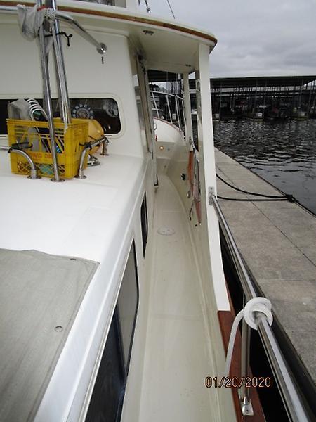 1999 Pacific Seacraft "38" Fast Trawler