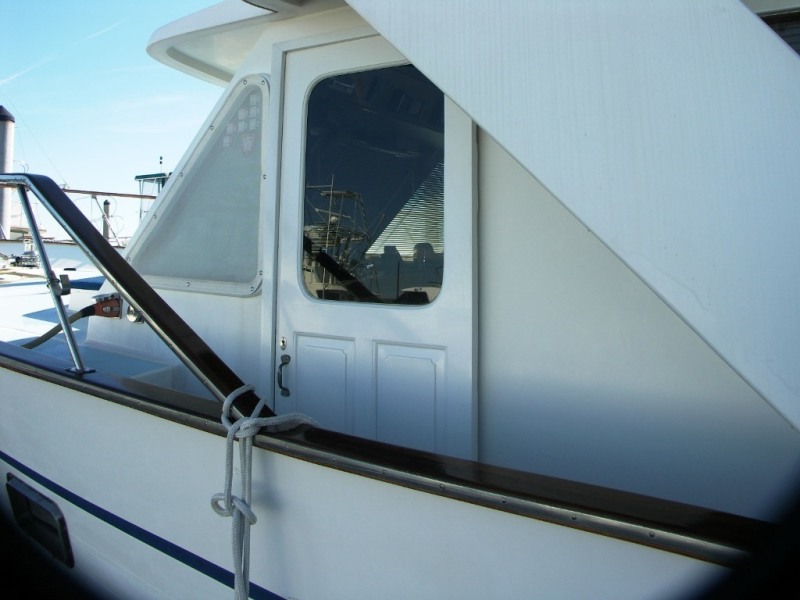 1985 DeFever Tri-Cabin