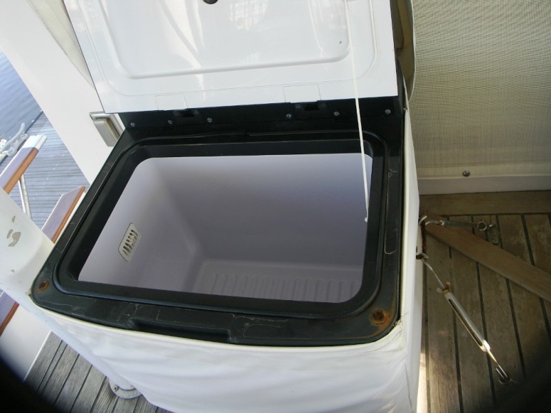 1985 DeFever Tri-Cabin