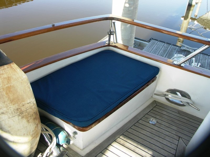 1985 DeFever Tri-Cabin