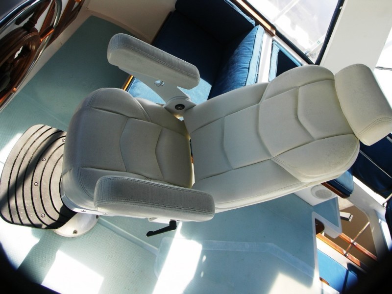 1985 DeFever Tri-Cabin