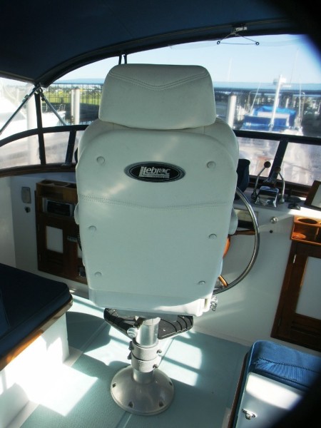 1985 DeFever Tri-Cabin