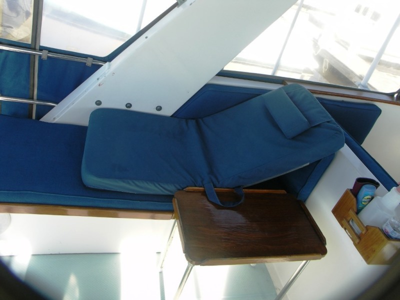 1985 DeFever Tri-Cabin