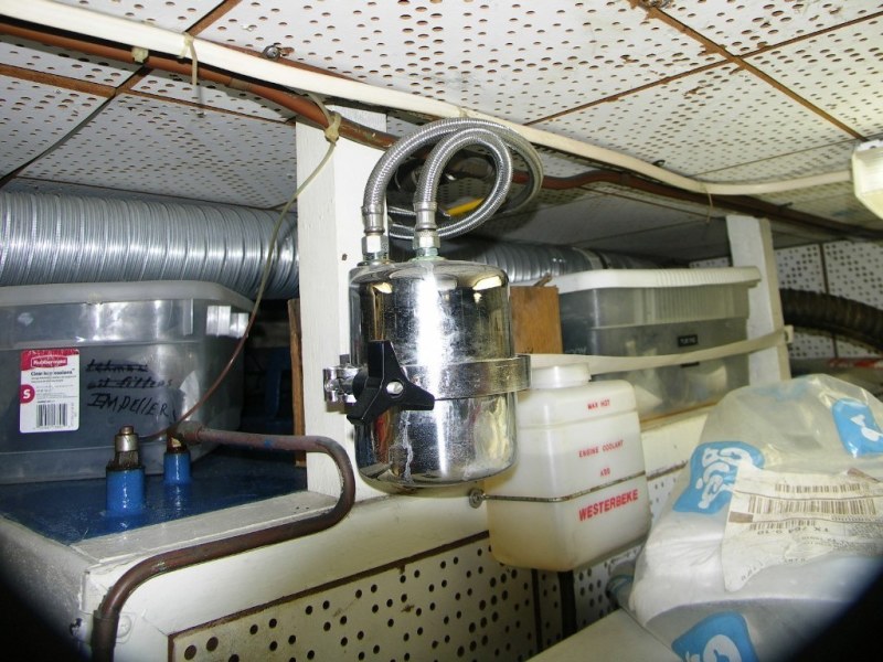 1985 DeFever Tri-Cabin