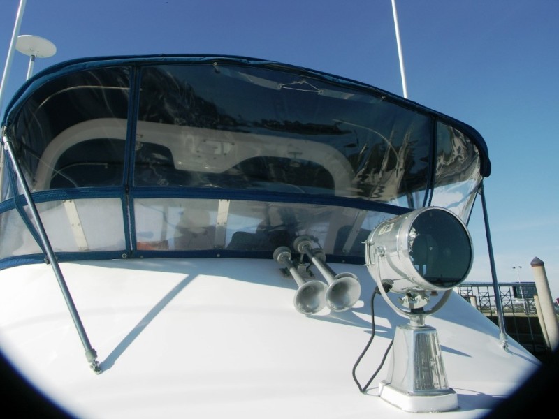 1985 DeFever Tri-Cabin