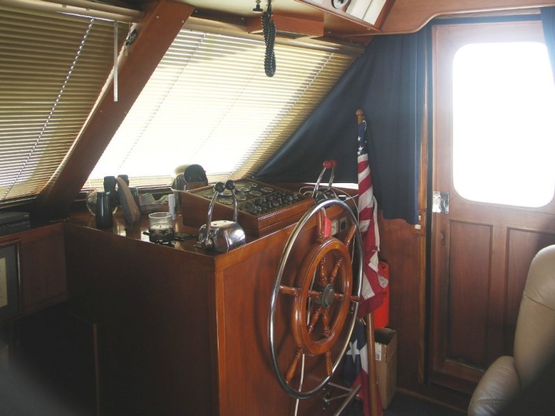 1985 DeFever Tri-Cabin