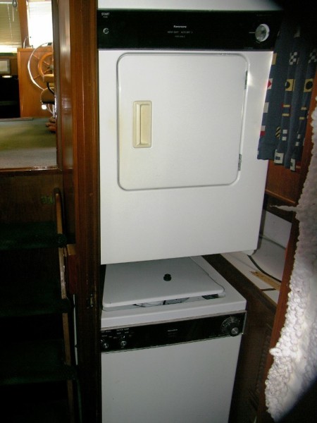 1985 DeFever Tri-Cabin