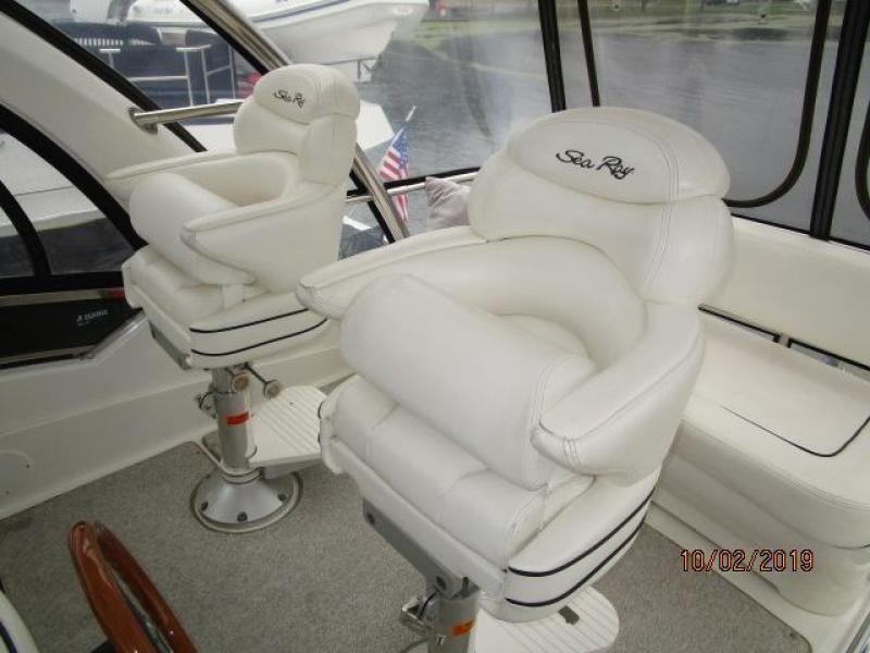 2006 Sea Ray Sedan Bridge