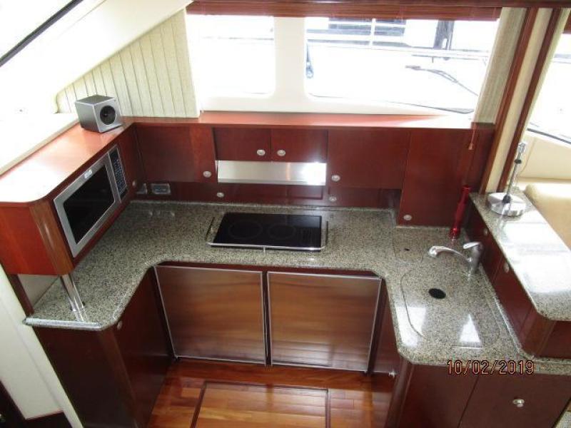 2006 Sea Ray Sedan Bridge
