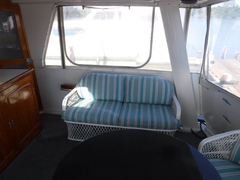 1989 Carver Californian 45 Motor
