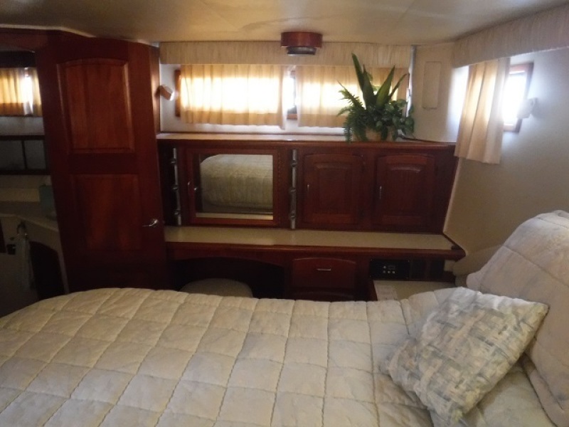 1989 Carver Californian 45 Motor
