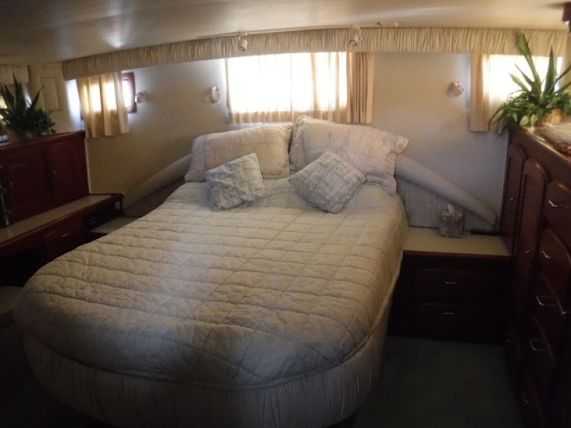 1989 Carver Californian 45 Motor