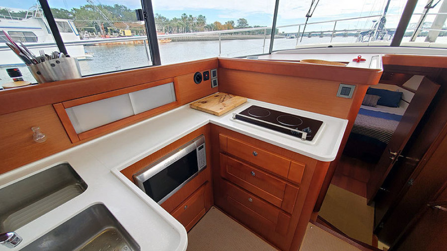2013 Beneteau Swift Trawler
