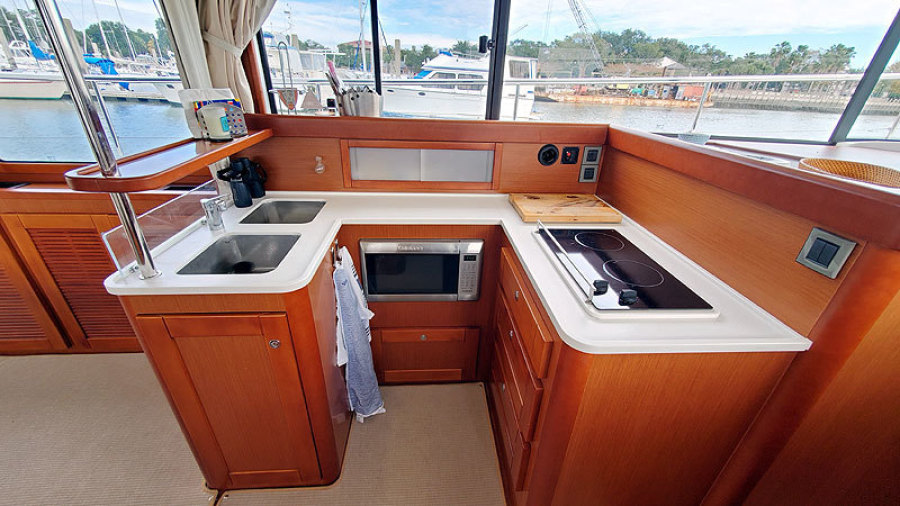 2013 Beneteau Swift Trawler