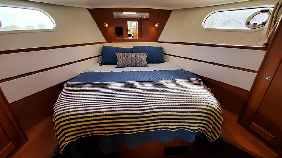 2013 Beneteau Swift Trawler