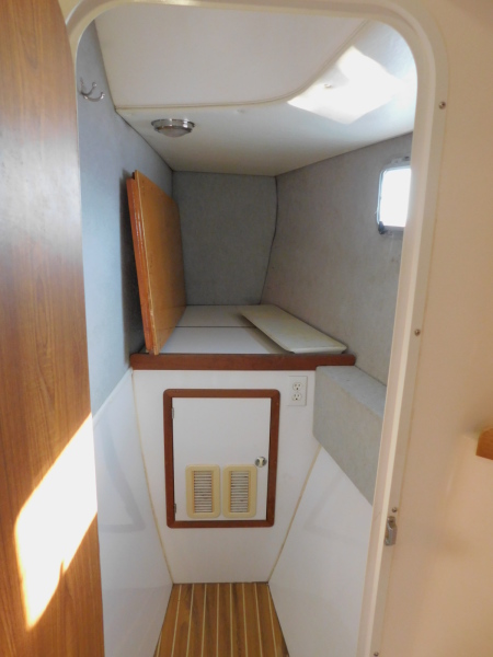 2000 Endeavour Catamaran