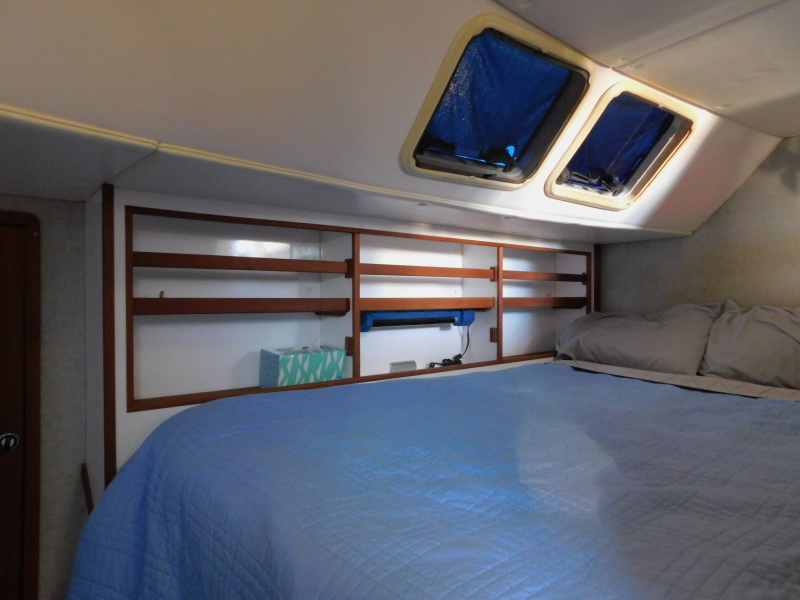 2000 Endeavour Catamaran