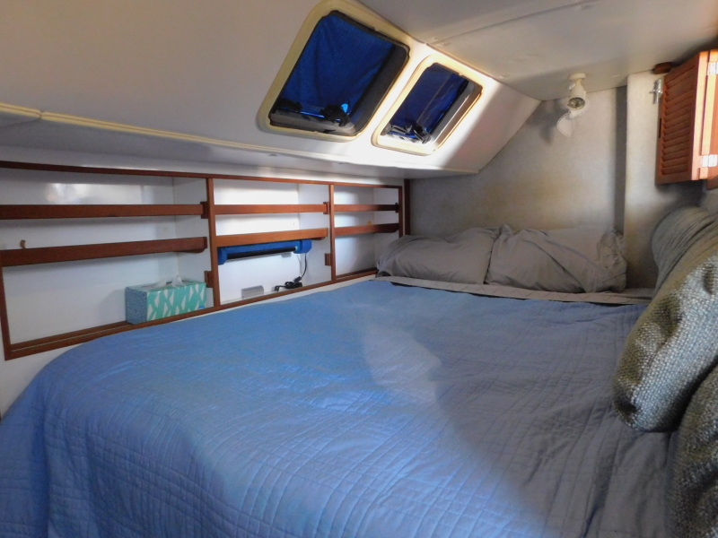2000 Endeavour Catamaran