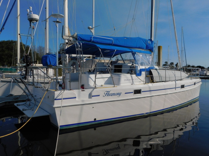 2000 Endeavour Catamaran