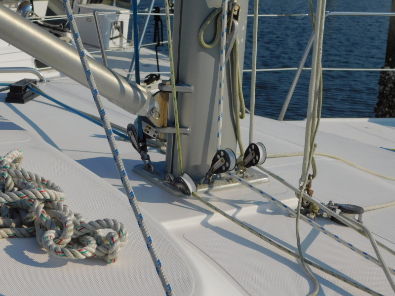 2000 Endeavour Catamaran