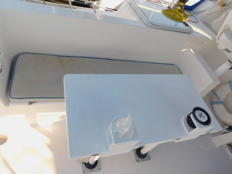 2000 Endeavour Catamaran