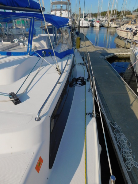 2000 Endeavour Catamaran