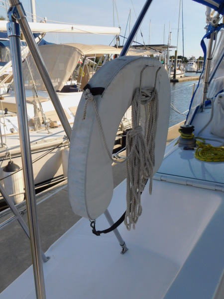 2000 Endeavour Catamaran