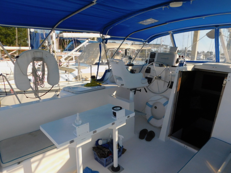 2000 Endeavour Catamaran