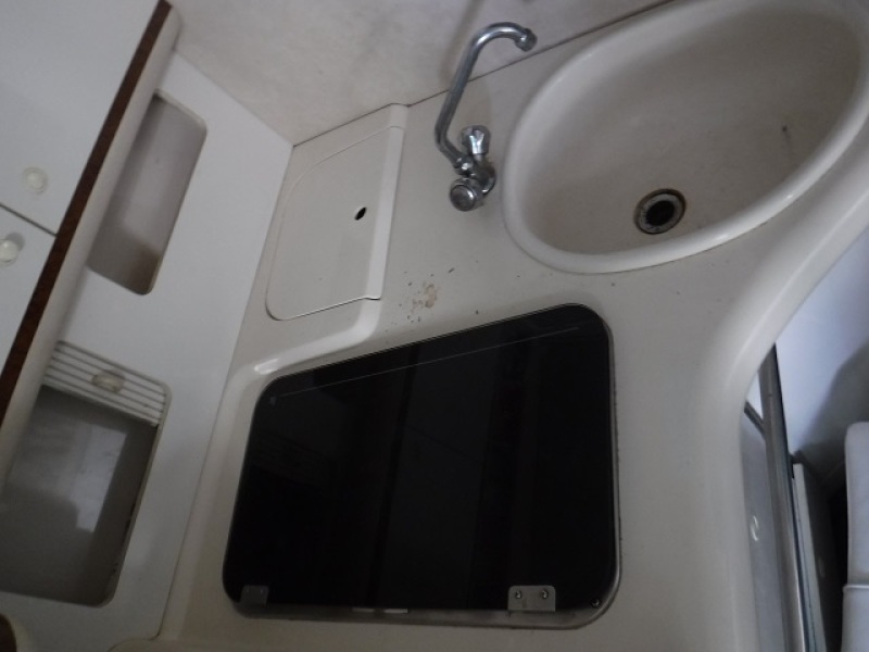 1995 Sea Ray 330 Sundancer