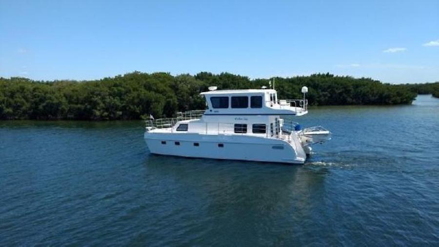 2014 Endeavour "40" Power Cat